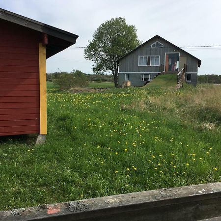Skinnars - Small Cottages In The Archipelago Kokar Exterior photo